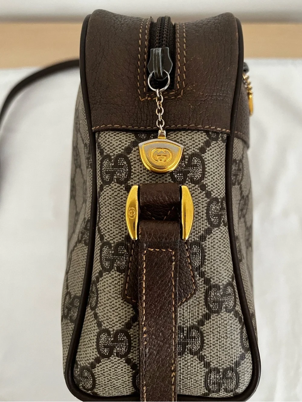 Vintage Gucci GG Supreme Sherry Line Crossbody Rare Collectible Late 1970’s - 80